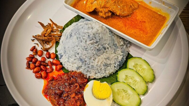 Savoring Authentic Nasi Lemak At Samtai YAMCH’A