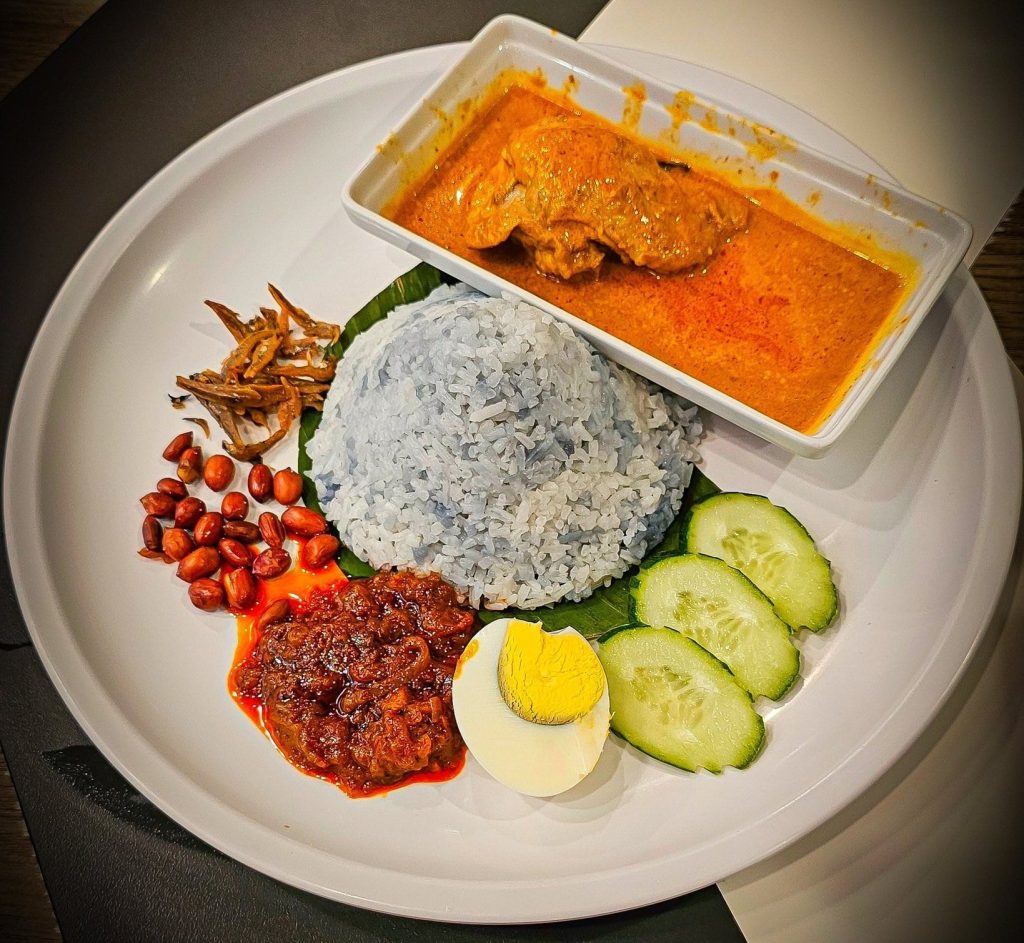 Savoring Authentic Nasi Lemak At Samtai YAMCH’A